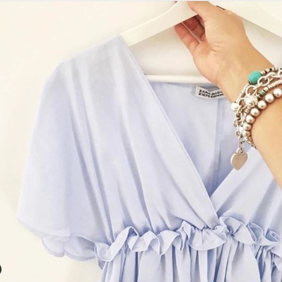 Zara Tops - Zara ruffle blue crop top sz M